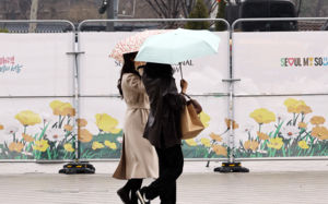 봄비 오후 대부분 그쳐…중부·남서부 미세먼지