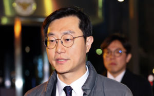 장경태, 수사심의 출석…"성추행 증거 없어"