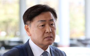 김관영 '민주당 제명' 효력정지 가처분 기각