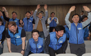 5월1일 노동절 출근 시키면 수당 2.5배 줘야