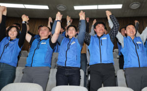 빨간날 된 노동절…비정규직 절반 못 누려