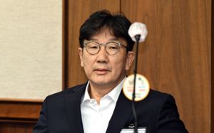 '통일교 1억 수수' 권성동, 2심도 징역 2년