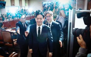 '연어 술파티 의혹' 박상용 검사 징계 초읽기