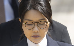 특검, 매관매직 의혹 김건희 7년6개월 구형