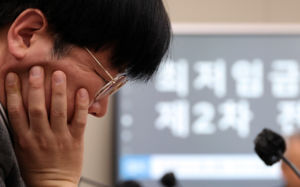 직장인이 원하는 최저임금 "1만2000원 이상"