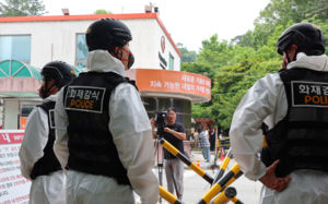 노동부, 폭발사고 한화에어로 본사 등 압수수색