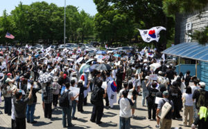 이틀째 개표소 봉쇄시위…도심 집회도 이어져