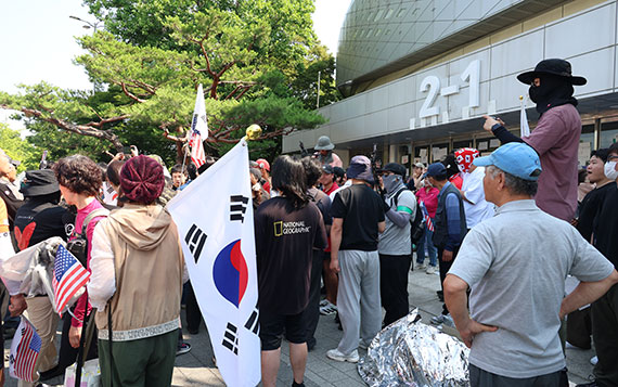 정부, 개표소 진입 합의에 "개별 불법행위 엄단"