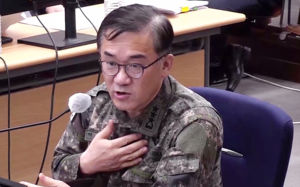 특검, 여인형 체포…'방첩사 블랙리스트' 조사