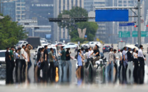 비 그치고 폭염…낮 최고 36도, 밤엔 열대야