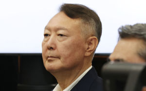 尹, '명태균 무상 여론조사' 1심 징역 2년