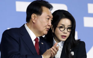 尹, '명태균 무상 여론조사' 1심 징역 2년