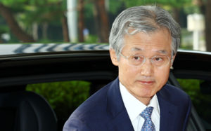 재제청 가능성 거론…대법관 공백 장기화