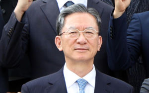 법무부 떠나는 정성호…"李 공소취소 부담 사실무근"