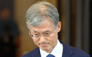 조희대 대법원장, 대법관 재제청 요구 속 부친상