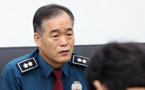 경찰청장 대행 첫날 제주行…실종사건 살핀다