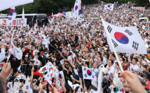 '올공' 봉쇄 100일…"갈등 제도권서 풀어야"