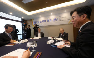 노동부, 메가특구 '52시간 예외' 사회적대화 제안