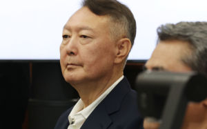 검찰, 尹 '김건희 명품가방 수수' 추가 기소