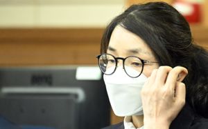 김건희 '매관매직' 2심서 감형…징역 7→5년