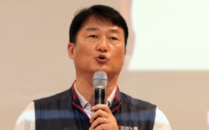 민주노총 위원장 "사회적 대화 복귀, 선거로 묻겠다"