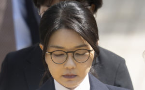 특검, '구속 만료 임박' 김건희 추가 영장 요청