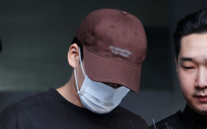 장모 살해 김성우, 구속 송치…보복살인 적용