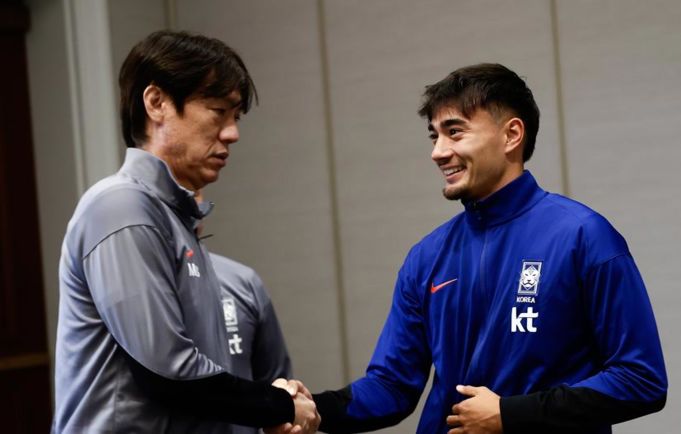 '혼혈 국대' 카스트로프 &nbsp;홍명보호 복덩이 됐다