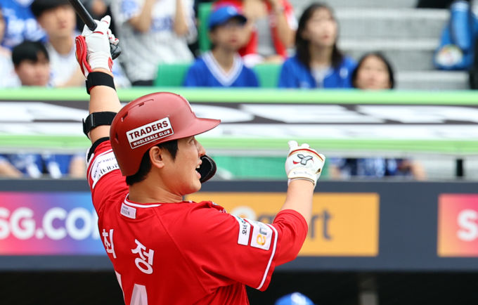 개막 전부터 달아오른 방망이 부상에 울었던 최정 부활한다