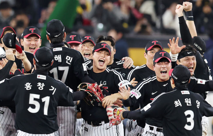 야구의 계절이 돌아왔다 "LG·삼성 우승후보" 전망