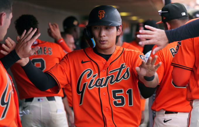 이정후 개막전 타격점검 몬테레이 상대로 '2루타'