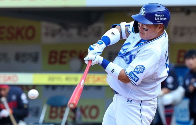 최형우, 삼성 복귀 후 첫 대포 역대 최고령 홈런 기록 갱신