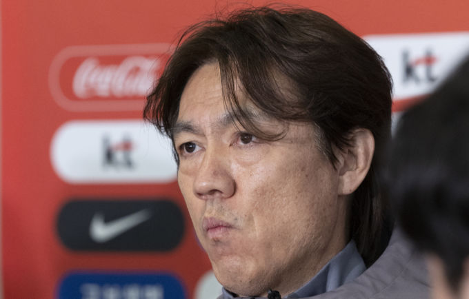 &nbsp; 월드컵 상대 남아공 매체 "한국 부진…해결책 못 찾아"