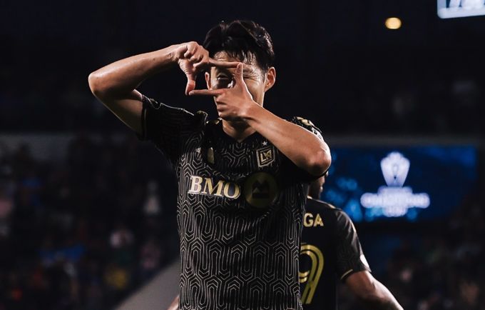 '원샷원킬' 손흥민, 첫 필드골 에이징커브 논란 후 '1골 4도움'