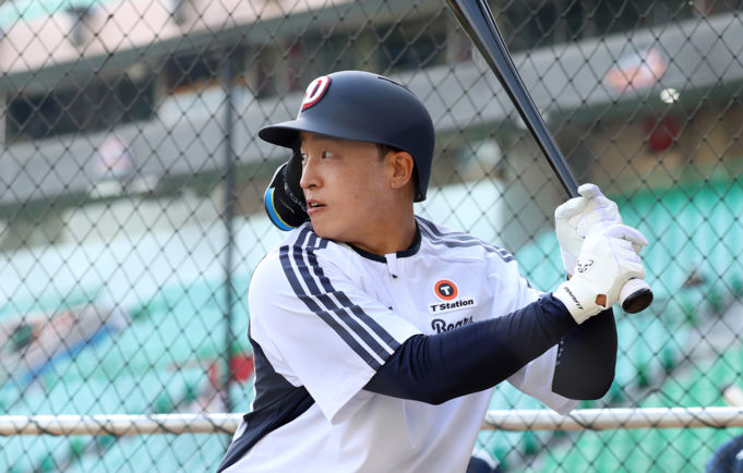 '보답하겠다'던 손아섭 첫 경기부터 대포 가동