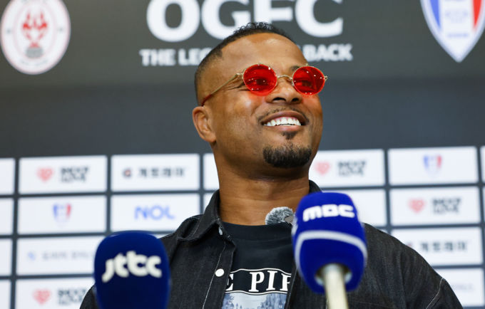 '박지성 절친' 에브라 레전드매치 위해 방한