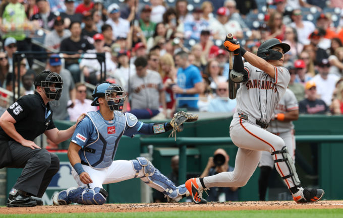 이정후 '완연한 봄' 선언 워싱턴전 멀티히트 활약