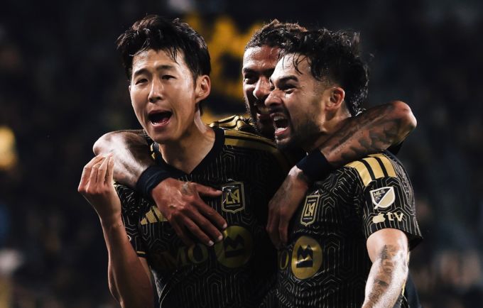 '손흥민 2골 모두 도움' LAFC 북중미컵 준결승 1차전서 승리