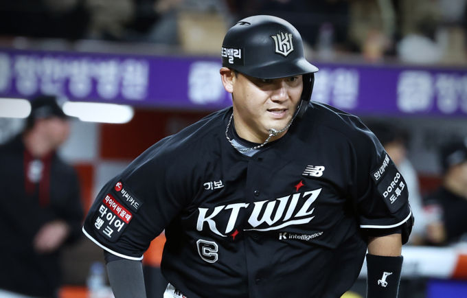 선두 KT, 20승 선착 삼성, 한화전 5연승