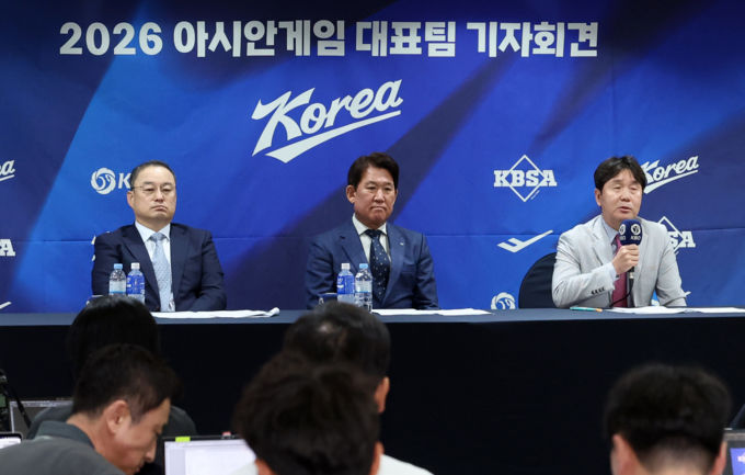 류지현 "와일드카드 곽빈, 확실한 에이스 역할 기대"