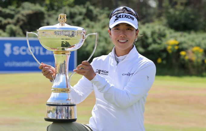 &nbsp;신지은, 10년만에 LPGA 2승"코로나 겪으며 열정 되찾아"