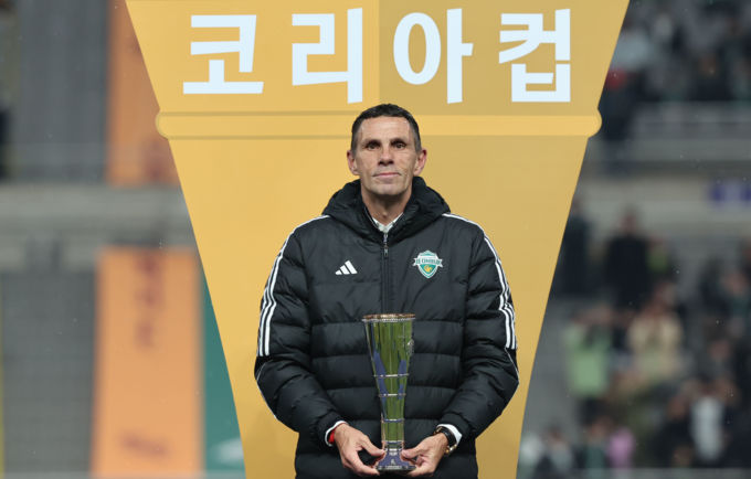 축구 임시감독 향한 러브콜 포옛 등 후보군 누가 있나