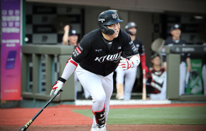'3점포 쾅' KT 김현수 KBO 통산 4000루타