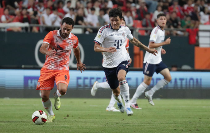 김민재 주장 완장·35분 출전 뮌헨, 제주 원정서 2-1 신승