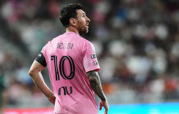 상대 선수 폭행한 메시 MLS 징계위 벌금 제재