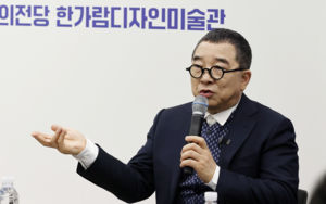 선율은 그림이 되고 색채는 악보가 되다