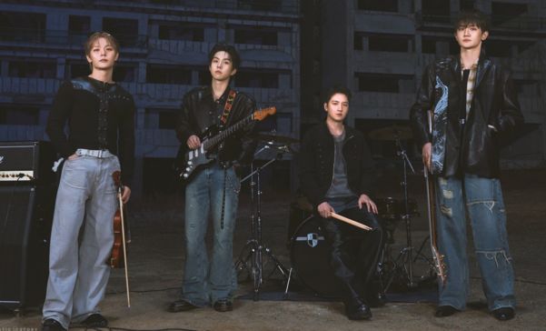 시간 풍화 거스른 청춘 기어이 '순수' 구출하다