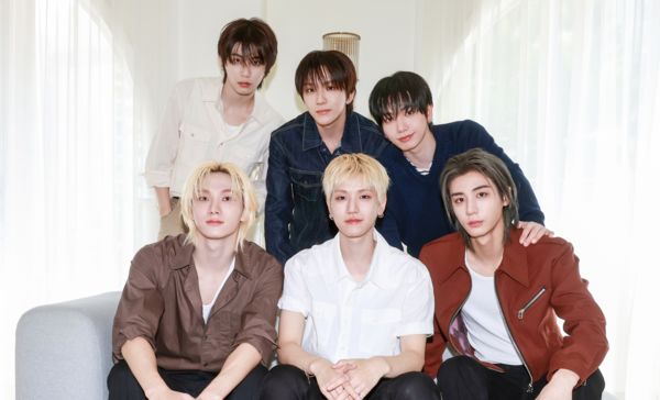 K-팝 레거시에 담아낸 소년들의 밀도와 서사