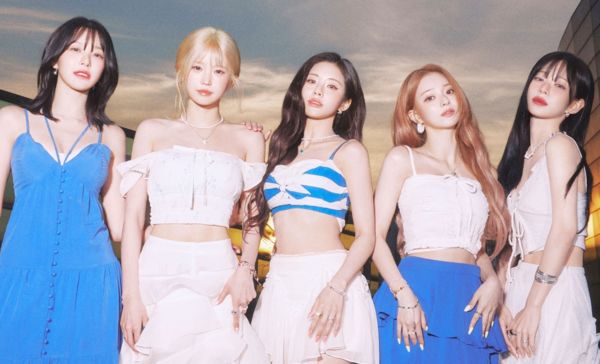 전원 참여로 직조해 낸 성장 프로미스나인 정규 '글로우 미'