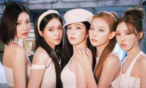 레드벨벳 標 여름 왔다 "기다려주는 마음 알기에"
